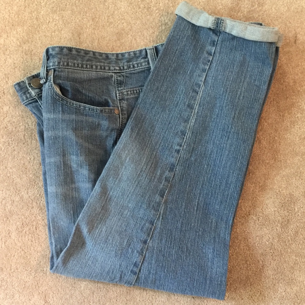 Calvin Klein cropped jeans roll hem EUC size 33/16